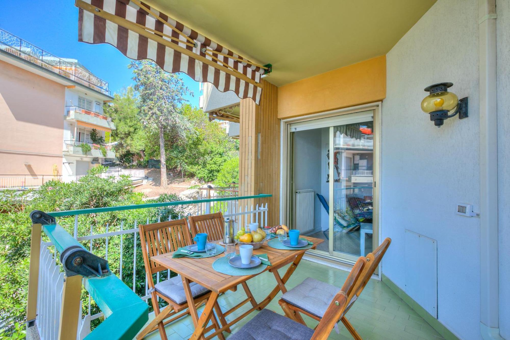 Casa Emma With Sea Glimpse - Happy Rentals Σαν Ρέμο Εξωτερικό φωτογραφία